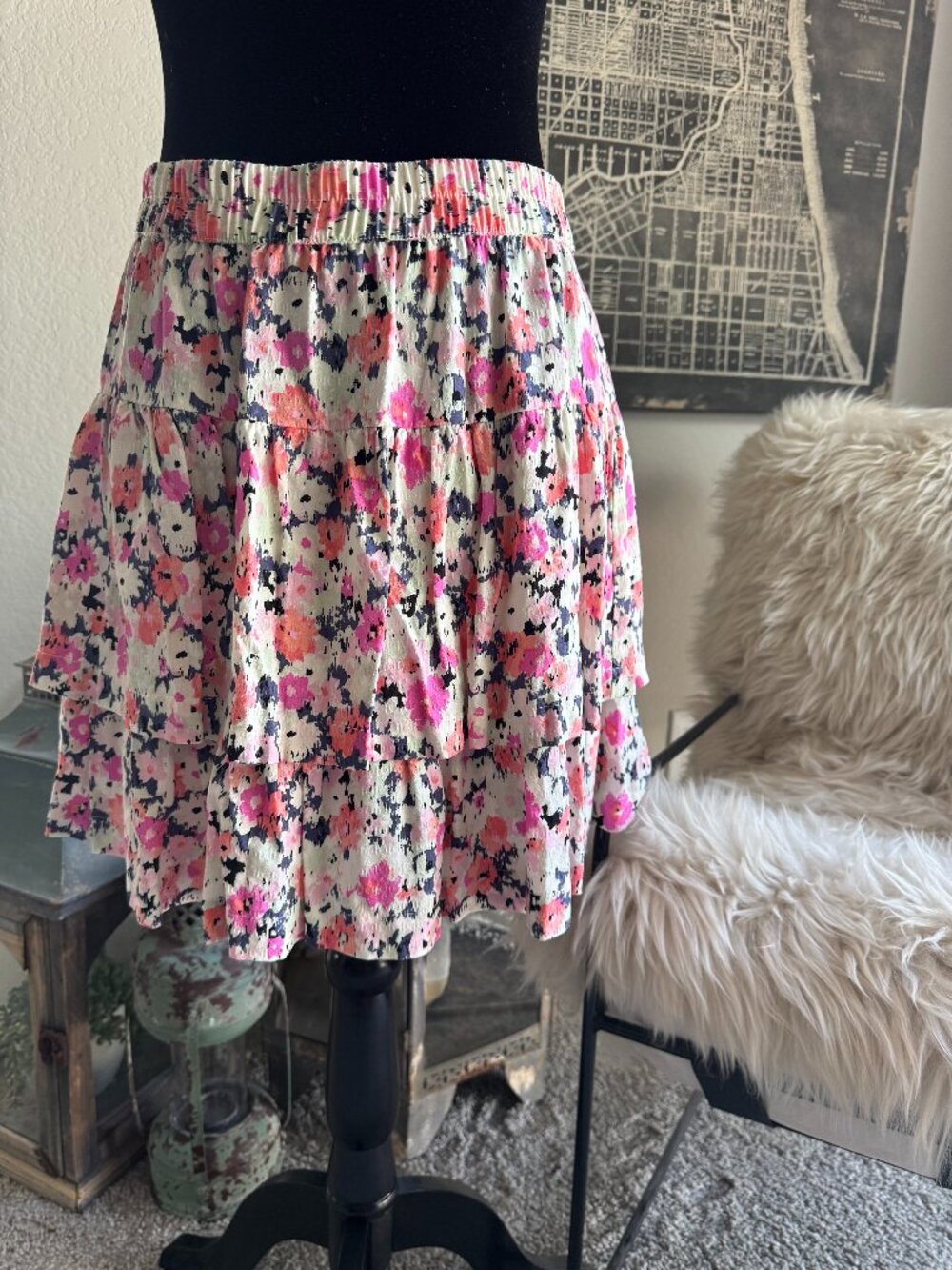 Size S - Universal Thread Tiered Flouncy Floral Skirt